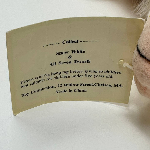 Toy Connection Snow White and the Seven Dwarfs Yellow Plush Christmas 2000 Y2K - Picture 8 of 16